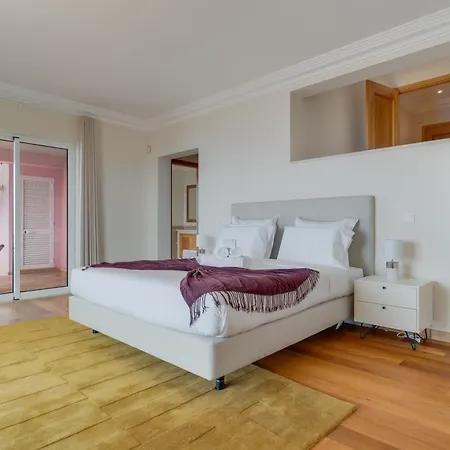 빌라 Luxury Pembe Palheiro Village By Madeira