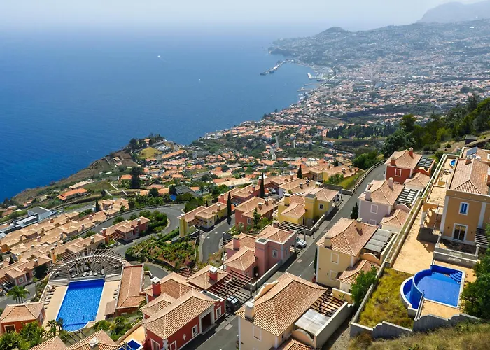 别墅 Luxury Pembe Palheiro Village By Madeira 丰沙尔