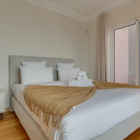Luxury Pembe Palheiro Village By Madeira פונשל
