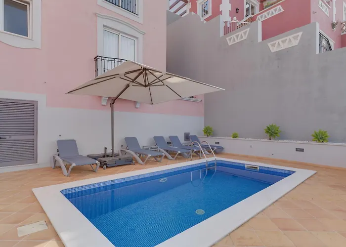 Vila Luxury Pembe Palheiro Village By Madeira