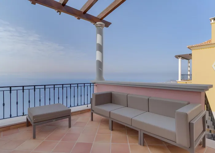 Luxury Pembe Palheiro Village By Madeira