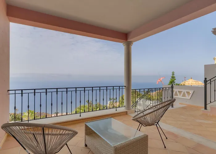 Luxury Pembe Palheiro Village By Madeira