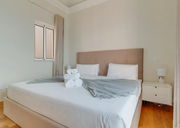 Luxury Pembe Palheiro Village By Madeira Vila *