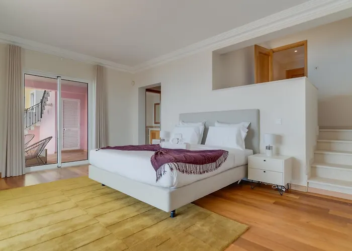 Vila Luxury Pembe Palheiro Village By Madeira