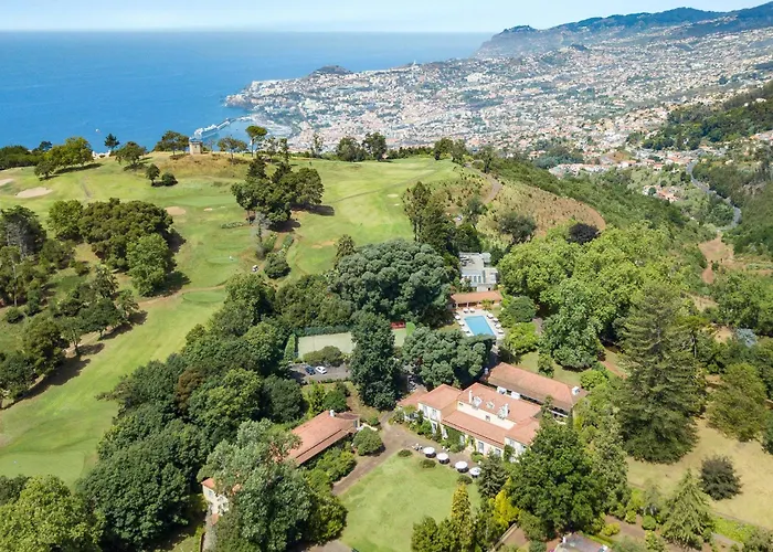 别墅 Luxury Pembe Palheiro Village By Madeira 丰沙尔