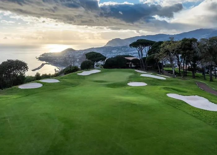 Βίλα Luxury Pembe Palheiro Village By Madeira Φουνκάλ