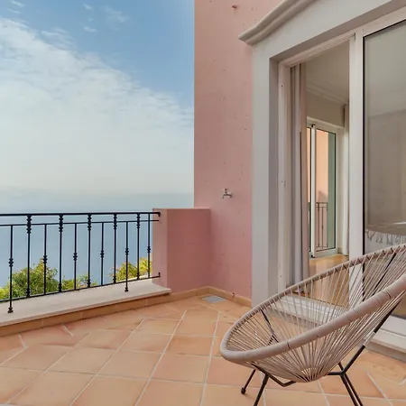 Luxury Pembe Palheiro Village By Madeira 푼샬