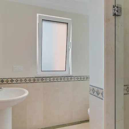 빌라 Luxury Pembe Palheiro Village By Madeira *