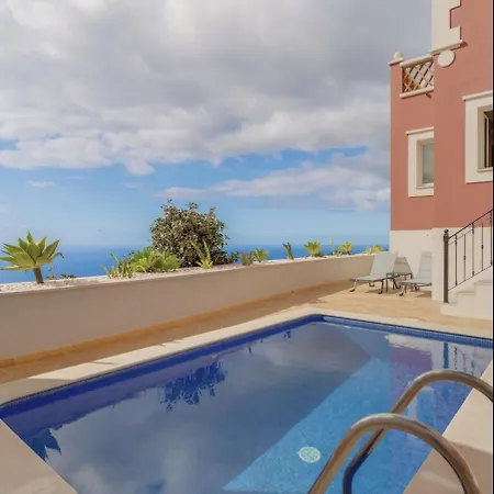 Luxury Pembe Palheiro Village By Madeira * 푼샬